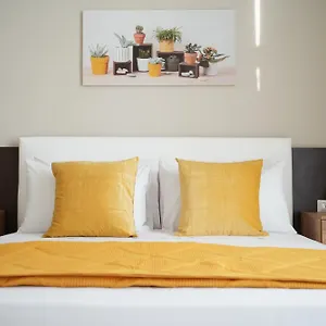 apt-enjoy-napoli-exclusive.hotels-amalfi.com/